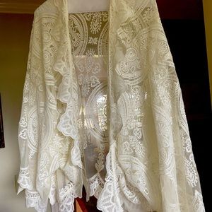 Umgee cream lace jacket